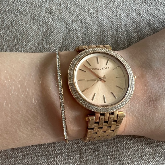 Michael Kors watch / bracelet set main image 3